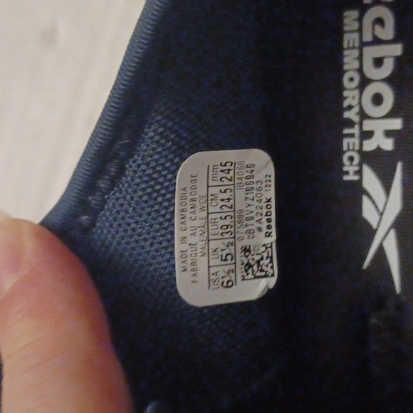 New Athletic Work Shoes - Reebok - Size 6.5 W (Men) - Picture 9 of 14